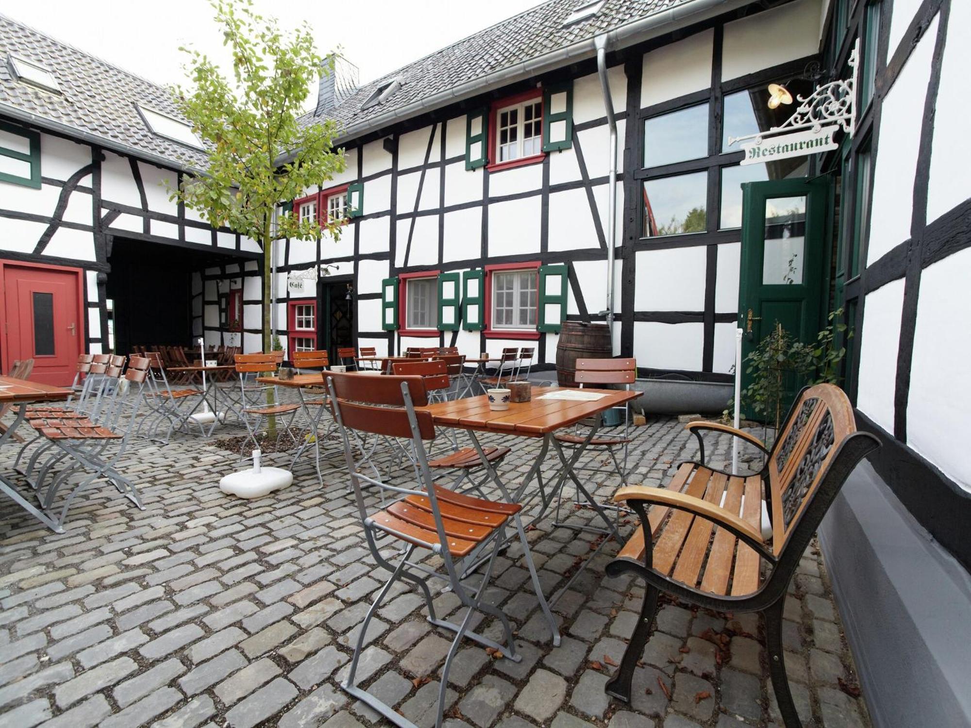 Nostalgic Apartment In The Eifel Region Schleiden Eksteriør bilde